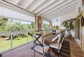 Carvoeiro – 4-bedroom charming villa very private with pool and mature gardens in a big plot