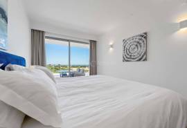 Albufeira – Beachside Apartments with Sea Views, Terraces and Pool