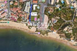 ONLY 130 METRES FROM OURA BEACH, TOP FLOOR ON A DEAD-END STREET