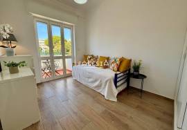 ONLY 130 METRES FROM OURA BEACH, TOP FLOOR ON A DEAD-END STREET