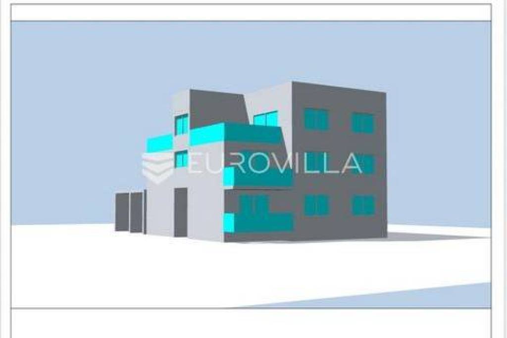 Đakovo, Dračice – Four-Bedroom Ground Floor Apartment with 2 Parking Spaces