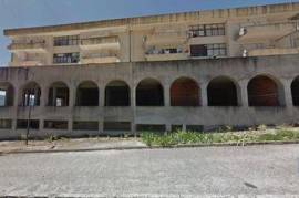 Loja / Estabelecimento Comercial em Outeiro Seco de 820,00 m²