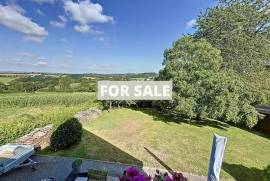 Detached Country House with Open Views
