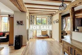 Detached Country House with Open Views