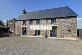 Detached Country House with Open Views