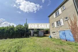 Detached House to Renovate with Garden