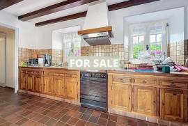 Detached Country House with Open Views