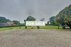 Detached House with Garden by the Coast