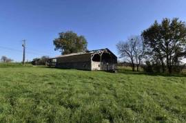 Large Barn in the Countryside to Develop