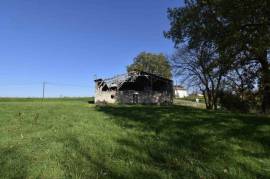 Large Barn in the Countryside to Develop