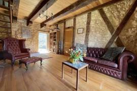 Pretty Character Cottage, Ideal Holiday Home