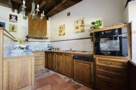 Pretty Character Cottage, Ideal Holiday Home