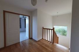 Detached Country House with Swimming Pool and Landscaped Garden