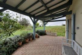 Detached Country House with Pool and Open Views