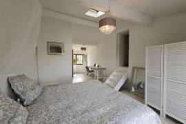 Detached Country House with Pool and Open Views