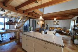 Detached Country House with Pool and Open Views