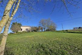 Detached Country House with Pool and Open Views