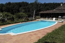 Country House with Guest Gite and Swimming Pool and Lake