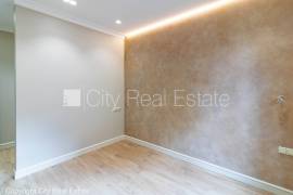 Apartment for sale in Riga, 80.90m2