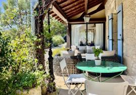 Propriete en pierres avec piscine, parc de 1,8 ha a Beaumont-en-Perigord
