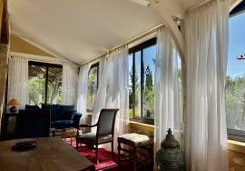 Propriete en pierres avec piscine, parc de 1,8 ha a Beaumont-en-Perigord