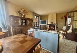 Magnifique propriete avec maison de plain pied et grange