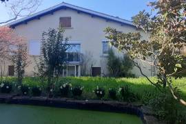 7 room, 165m2 House for sale in Lodeve - 329 000 € *