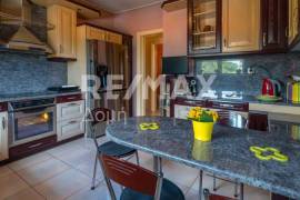 Apartment 140 sq.m for sale