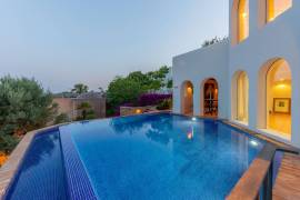 listing listing
