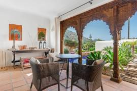 listing listing