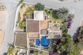 listing listing