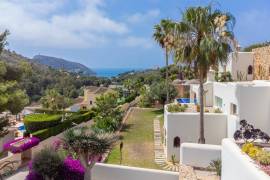 listing listing