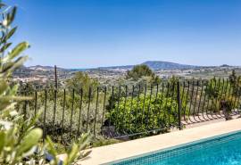 listing listing