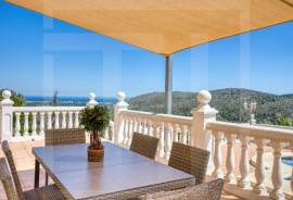 listing listing