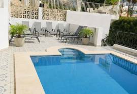 listing listing