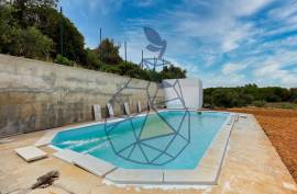 New and modern villa with pool in Alvor New and modern villa with pool in Alvor