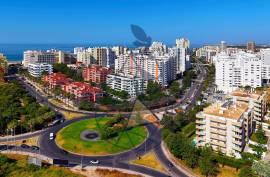 1 Bedroom Praia da Rocha 300m from the beach | AL License | Swimming Pools, Squash at Praia da Rocha