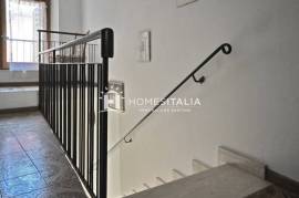 Terraced house in historic centre with lovely views