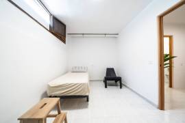 listing listing
