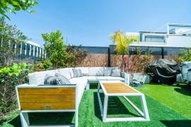 listing listing