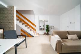 listing listing