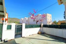 listing listing