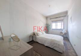Apartment Seixal Paivas
