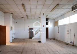 Establishment rental with álvara for Cafeteria / Confectionery or Hot Bread in Bela - Ermesinde Establishment rental with álvara for Cafeteria / Confectionery or Hot Bread in Bela - Ermesinde