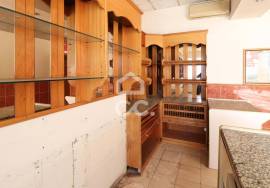Establishment rental with álvara for Cafeteria / Confectionery or Hot Bread in Bela - Ermesinde Establishment rental with álvara for Cafeteria / Confectionery or Hot Bread in Bela - Ermesinde