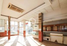 Establishment rental with álvara for Cafeteria / Confectionery or Hot Bread in Bela - Ermesinde Establishment rental with álvara for Cafeteria / Confectionery or Hot Bread in Bela - Ermesinde