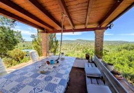Authentic 1-Storey Algarvian Villa with Annex & Solar Power
