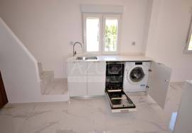Renovated Two‑Bed. Villa with Annexes