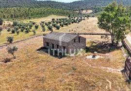 Luxury retreat in the middle of nature: brand new finca in La Codosera Luxury retreat in the middle of nature: brand new finca in La Codosera