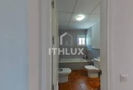 Detached villa with pool in Pino Grande: 4 bedrooms, plot and family life near Seville Detached villa with pool in Pino Grande: 4 bedrooms, plot and family life near Seville